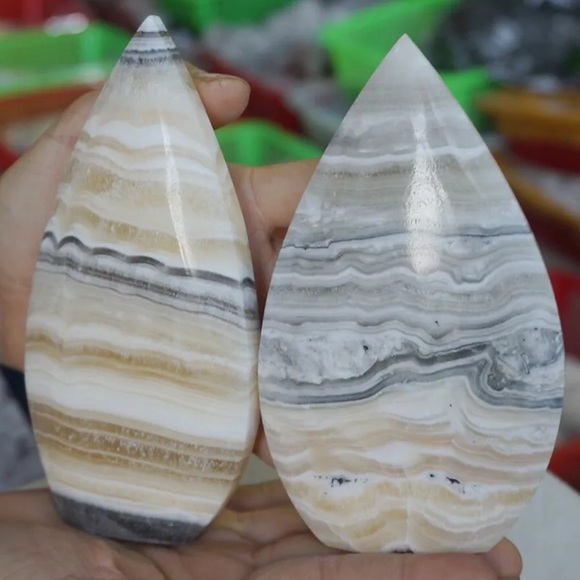 Genuine Mexico Banded Calcite gemstone - Picture 6 of 9